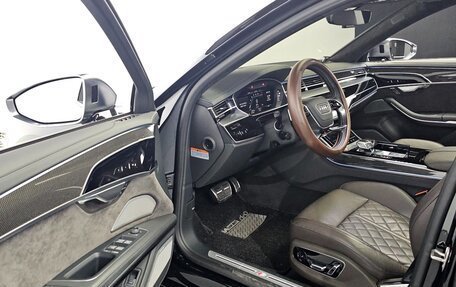 Audi S8, 2020 год, 11 000 000 рублей, 11 фотография