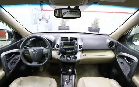 Toyota RAV4, 2012 год, 1 695 000 рублей, 19 фотография