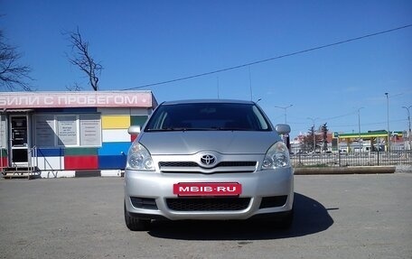 Toyota Corolla Verso I, 2007 год, 900 000 рублей, 12 фотография