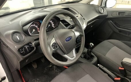 Ford Fiesta, 2017 год, 985 000 рублей, 9 фотография