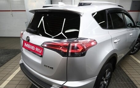 Toyota RAV4, 2019 год, 2 999 000 рублей, 6 фотография