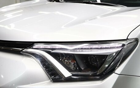 Toyota RAV4, 2019 год, 2 999 000 рублей, 25 фотография