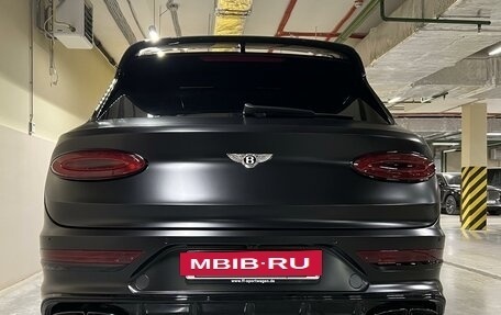 Bentley Bentayga I, 2022 год, 35 000 000 рублей, 12 фотография