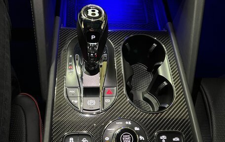 Bentley Bentayga I, 2022 год, 35 000 000 рублей, 26 фотография