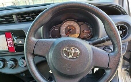 Toyota Vitz, 2020 год, 900 000 рублей, 22 фотография