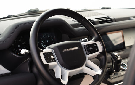 Land Rover Defender II, 2021 год, 5 996 000 рублей, 11 фотография