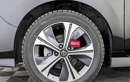 Nissan Leaf II, 2019 год, 2 140 000 рублей, 18 фотография