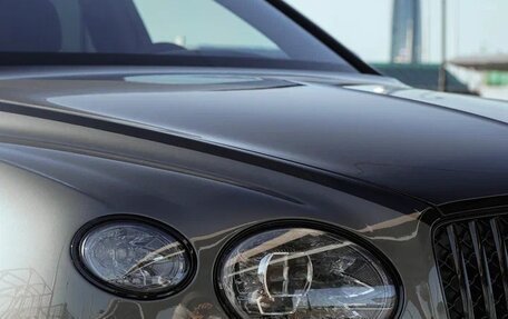 Bentley Bentayga I, 2023 год, 49 000 000 рублей, 2 фотография