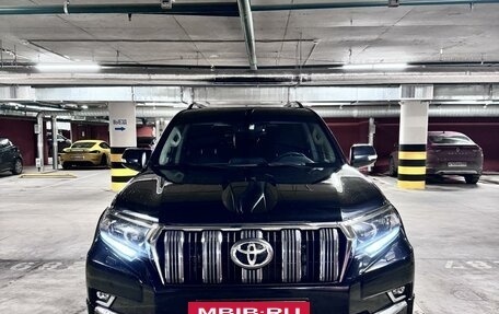 Toyota Land Cruiser Prado 150 рестайлинг 2, 2018 год, 5 970 000 рублей, 2 фотография