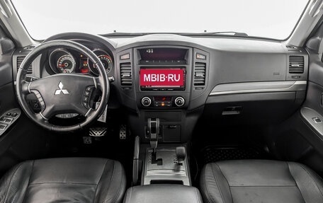 Mitsubishi Pajero IV, 2013 год, 2 285 000 рублей, 14 фотография