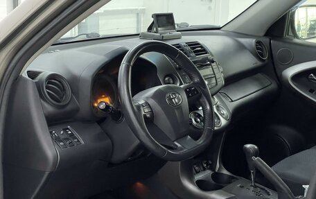 Toyota RAV4, 2011 год, 1 599 000 рублей, 10 фотография