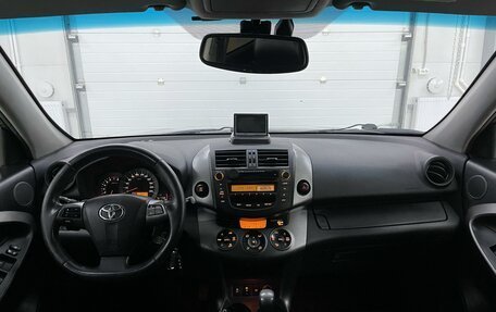 Toyota RAV4, 2011 год, 1 599 000 рублей, 13 фотография