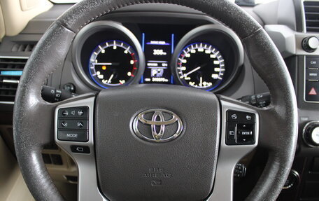 Toyota Land Cruiser Prado 150 рестайлинг 2, 2014 год, 3 706 000 рублей, 14 фотография