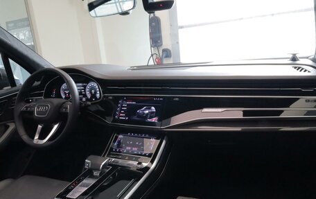 Audi Q7, 2021 год, 10 600 000 рублей, 10 фотография