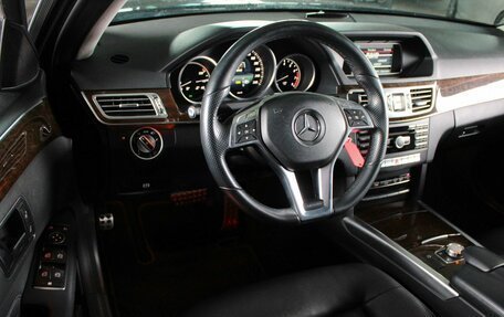 Mercedes-Benz E-Класс, 2014 год, 2 610 000 рублей, 5 фотография