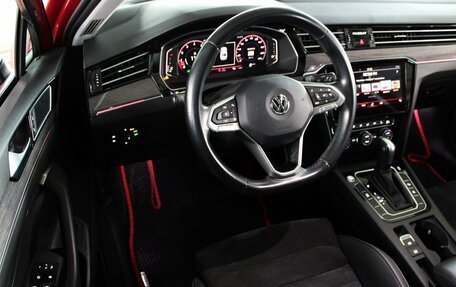 Volkswagen Passat B8 рестайлинг, 2020 год, 2 999 000 рублей, 5 фотография
