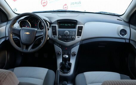 Chevrolet Cruze II, 2011 год, 879 000 рублей, 10 фотография