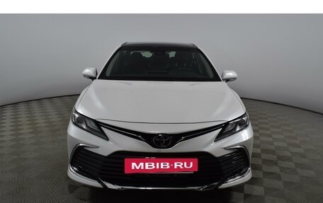 Toyota Camry, 2023 год, 5 190 000 рублей, 2 фотография