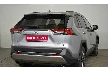 Toyota RAV4, 2023 год, 5 650 000 рублей, 7 фотография