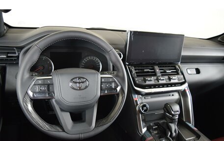 Toyota Land Cruiser, 2023 год, 16 208 000 рублей, 11 фотография