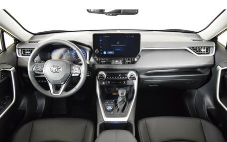 Toyota RAV4, 2023 год, 6 250 000 рублей, 15 фотография