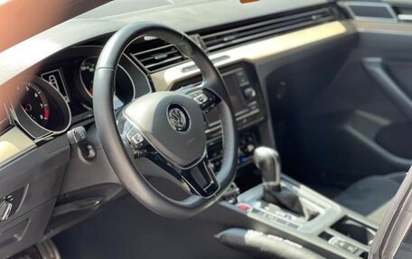 Volkswagen Passat CC, 2020 год, 3 000 000 рублей, 12 фотография