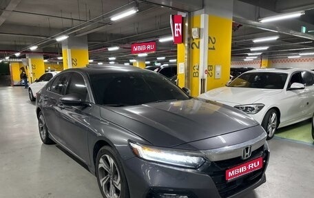 Honda Accord IX рестайлинг, 2019 год, 2 250 000 рублей, 1 фотография