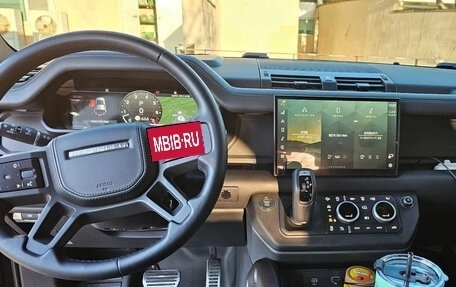 Land Rover Defender II, 2021 год, 8 000 000 рублей, 8 фотография