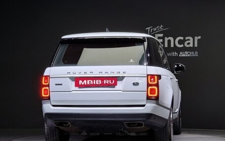 Land Rover Range Rover IV рестайлинг, 2019 год, 11 400 000 рублей, 4 фотография