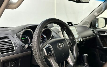Toyota Land Cruiser Prado 150 рестайлинг 2, 2015 год, 4 700 000 рублей, 9 фотография