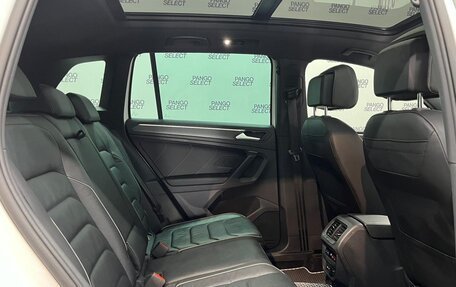 Volkswagen Tiguan II, 2021 год, 4 395 000 рублей, 4 фотография