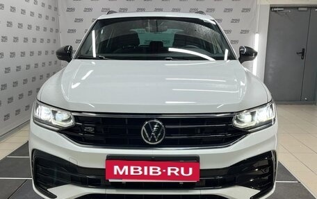 Volkswagen Tiguan II, 2021 год, 4 395 000 рублей, 10 фотография