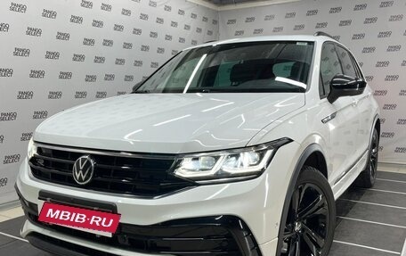 Volkswagen Tiguan II, 2021 год, 4 395 000 рублей, 8 фотография