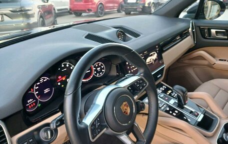 Porsche Cayenne III, 2022 год, 12 100 000 рублей, 10 фотография