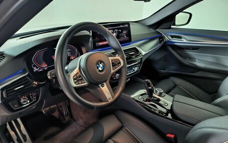 BMW 5 серия, 2022 год, 7 350 000 рублей, 6 фотография