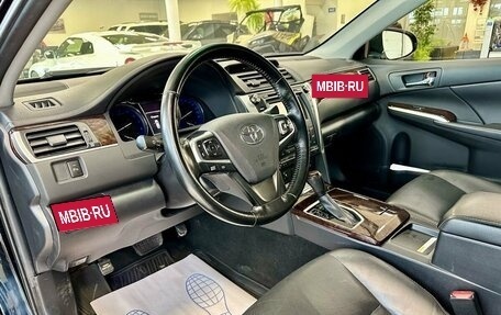 Toyota Camry, 2018 год, 2 285 000 рублей, 8 фотография