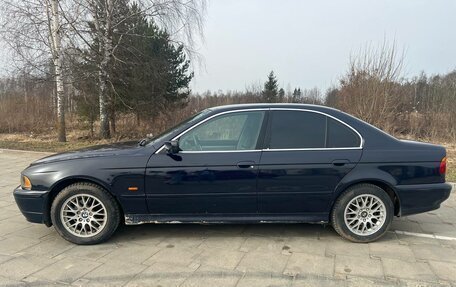 BMW 5 серия, 2001 год, 560 000 рублей, 8 фотография