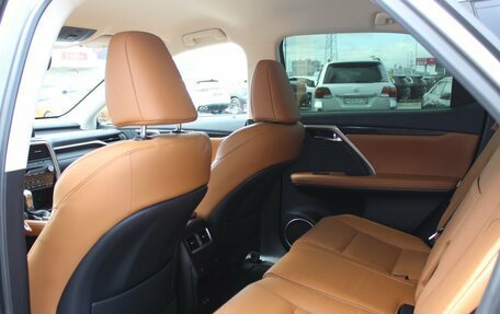 Lexus RX IV рестайлинг, 2020 год, 8 800 000 рублей, 13 фотография