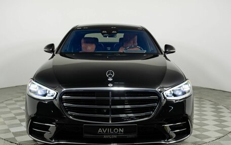 Mercedes-Benz S-Класс, 2022 год, 26 000 000 рублей, 2 фотография