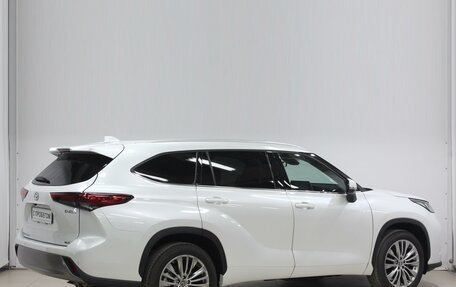 Toyota Highlander, 2023 год, 7 150 000 рублей, 5 фотография