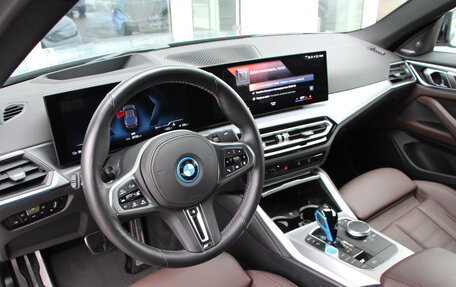 BMW i4, 2023 год, 9 749 000 рублей, 14 фотография
