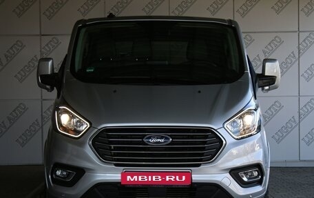 Ford Tourneo Custom I рестайлинг, 2021 год, 4 750 000 рублей, 5 фотография