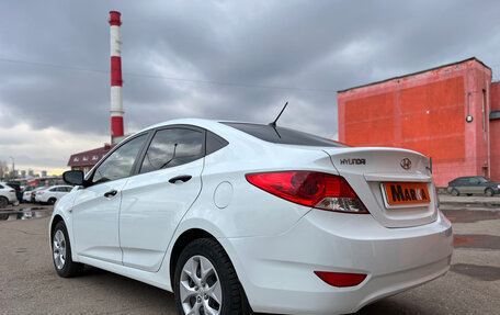 Hyundai Solaris II рестайлинг, 2013 год, 829 000 рублей, 2 фотография