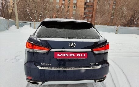 Lexus RX IV рестайлинг, 2020 год, 7 300 000 рублей, 6 фотография