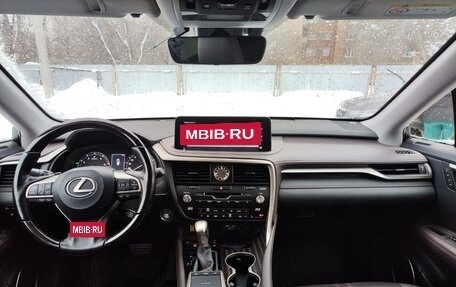 Lexus RX IV рестайлинг, 2020 год, 7 300 000 рублей, 13 фотография