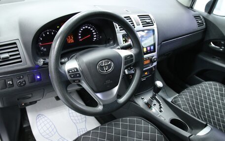 Toyota Avensis III рестайлинг, 2012 год, 1 498 000 рублей, 12 фотография