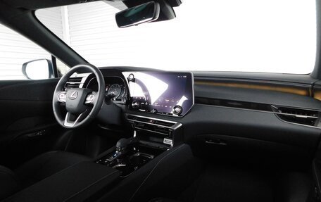 Lexus RX IV рестайлинг, 2023 год, 10 150 000 рублей, 11 фотография
