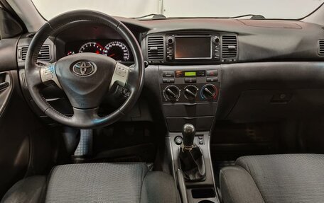 Toyota Corolla, 2005 год, 635 000 рублей, 9 фотография