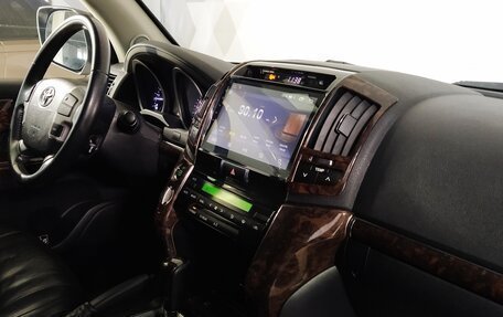 Toyota Land Cruiser 200, 2014 год, 4 599 000 рублей, 7 фотография