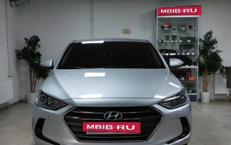 Hyundai Elantra VI рестайлинг, 2018 год, 1 645 000 рублей, 3 фотография